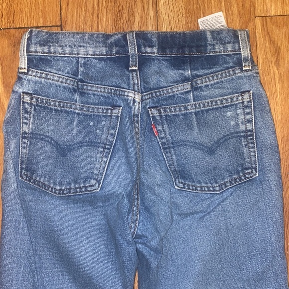 Vintage Levis straight leg jeans - Picture 3 of 3